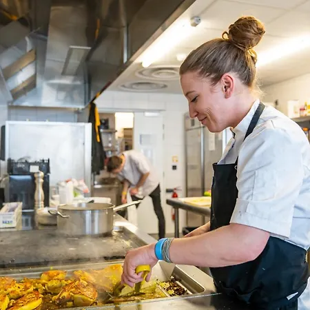 Apex2100 International Academy Tignes